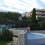 Studio meublé avec Piscine Nice OUEST Quartier Fabron